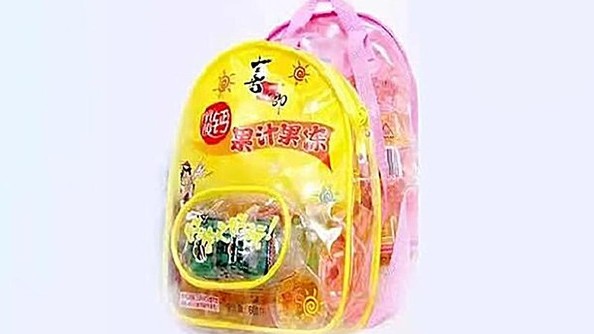 Người tiêu dùng thận trọng khi sử dụng sản phẩm kẹo thạch sữa trái cây