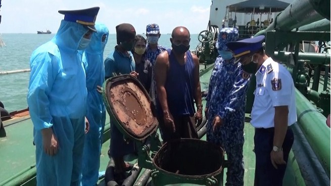 Tăng cường quản lý chất lượng, chống buôn lậu xăng dầu