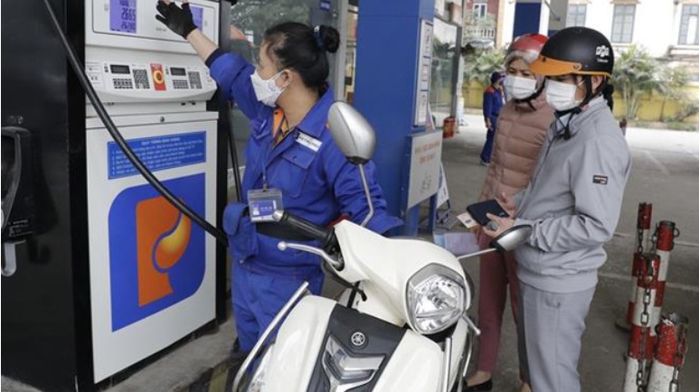 Giá xăng dầu bật tăng trở lại