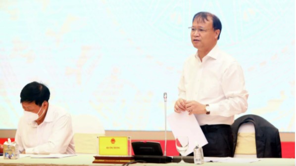 Sẽ tiếp tục nghiên cứu, rà soát để giảm thuế xăng dầu