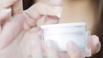 Thu hồi sản phẩm kem dưỡng trắng da chống nhăn do chứa chất cấm