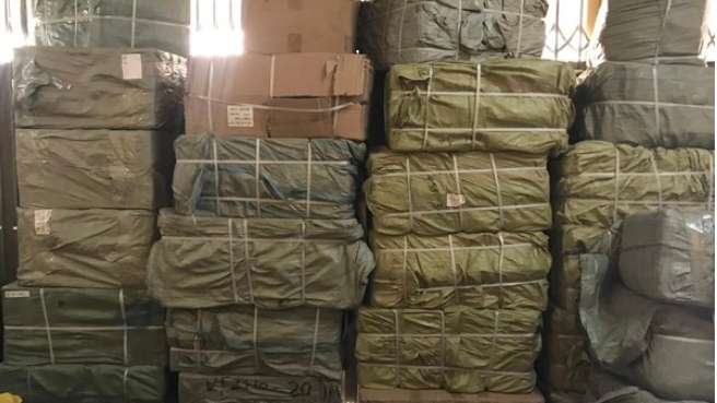 An Giang: Triệt phá kho hàng nhập lậu cực lớn