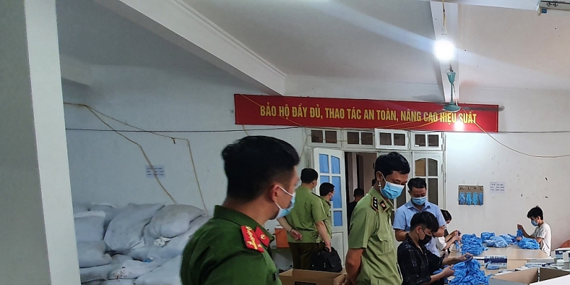 Cơ quan chức năng tỉnh Hưng Yên tiến hành kiểm tra đột xuất Công ty TNHH đầu tư và phát triển công nghệ GSE