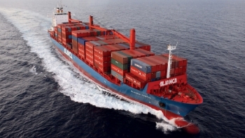 Bộ GTVT đề xuất phạt nặng việc tự ý tăng giá, phụ thu dịch vụ vận tải biển