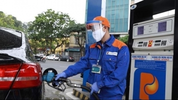 Giá xăng dầu trong nước giữ nguyên