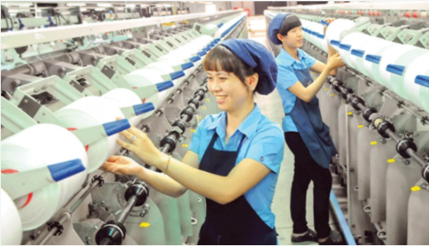 Việt Nam nhập siêu 369 triệu USD trong 5 tháng