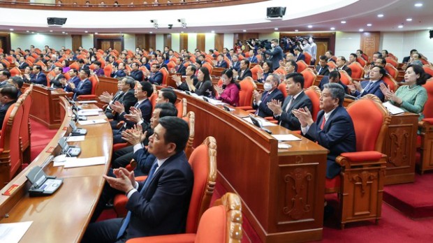 Để kinh tế tập thể ngày càng phát triển mạnh hơn, đúng đắn và lành mạnh hơn