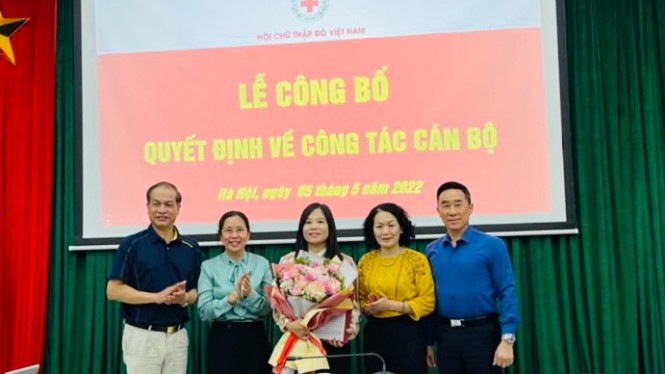 Bổ nhiệm nhà báo Nguyễn Thu Trang làm Tổng Biên tập Tạp chí Nhân đạo