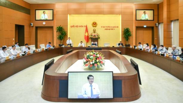 Ủy ban Thường vụ Quốc hội xem xét dự kiến phương án phân bổ vốn ngân sách trung ương 2021-2025