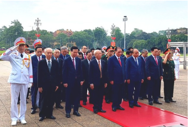 Lãnh đạo Đảng, Nhà nước vào Lăng viếng Chủ tịch Hồ Chí Minh