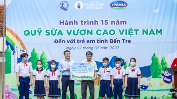 Hành trình năm thứ 15 của Quỹ sữa Vươn cao Việt Nam khởi động, mang sữa đến cho 21.000 trẻ em