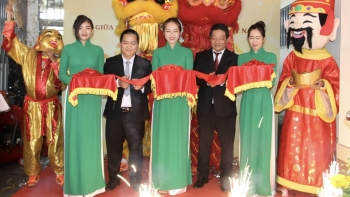 Học nghề thẩm mỹ tại Jasmine Beauty School Việt Nam có thể thi chứng chỉ hành nghề tại Mỹ