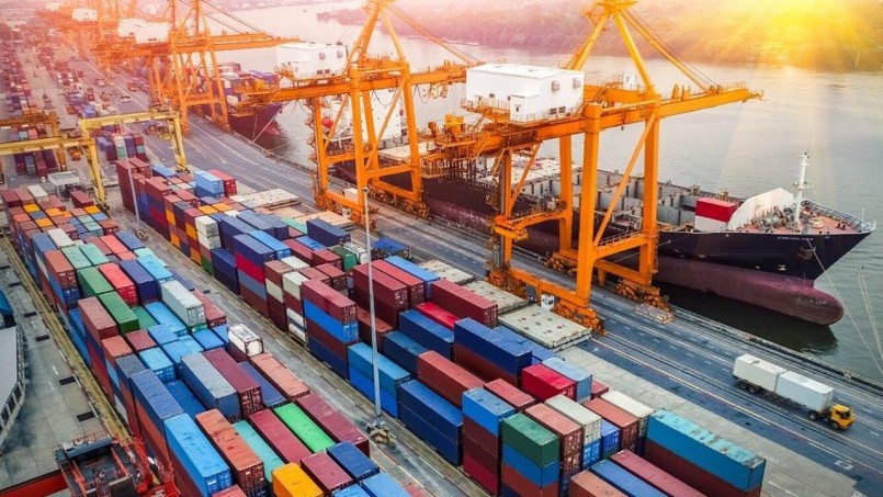 Việt Nam xuất siêu hơn 500 triệu USD trong 5 tháng Việt Nam xuất siêu hơn 500 triệu USD trong 5 tháng