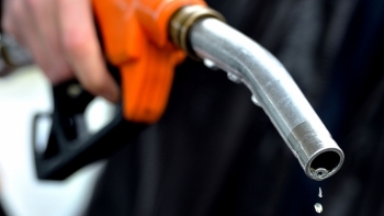 Giá xăng dầu hôm nay 14/6: Duy trì đà tăng nhẹ