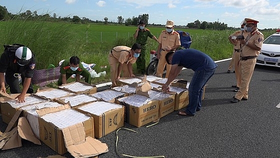 Tang vật bị lực lượng công an thu giữ