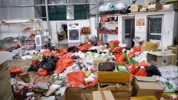 Đồng loạt kiểm tra 8 kho hàng kinh doanh, livestream bán hàng không rõ nguồn gốc liên tỉnh Hà Nội, Hưng Yên