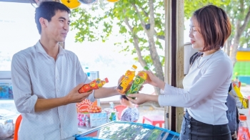 Uống Trà Dr Thanh, Trà Xanh Không Độ trong 10 ngày tới dễ dàng trúng hàng 100 ngàn giải thưởng, trong đó có 1,2 tỷ đồng