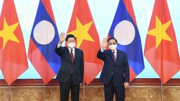 Việt Nam, Lào nhất trí thúc đẩy triển khai sớm các dự án kết nối giao thông chiến lược