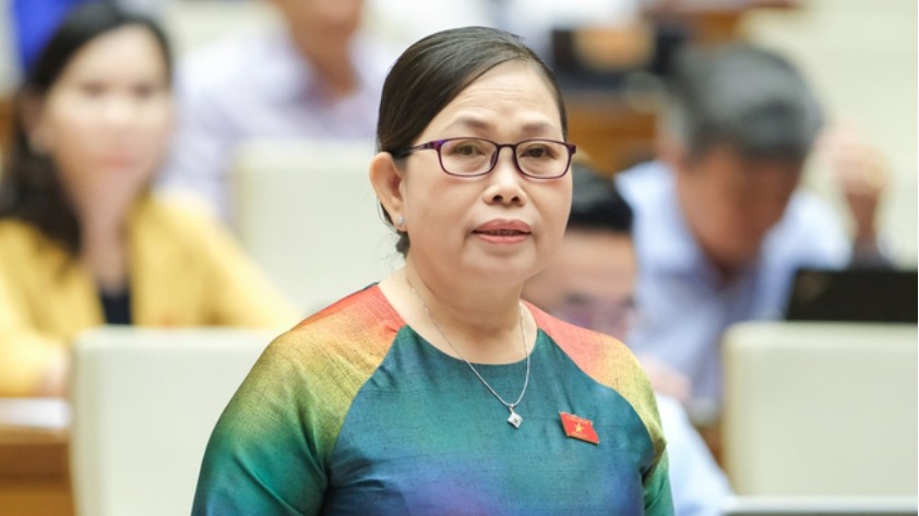 Đại biểu Quốc hội kiến nghị sớm giảm thuế để “hạ nhiệt” giá xăng dầu