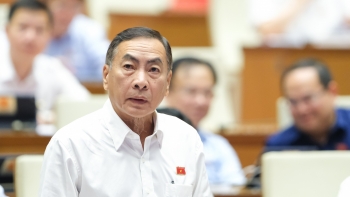 Bình ổn giá xăng dầu trong nước ở mức cho phép là điều cần thiết