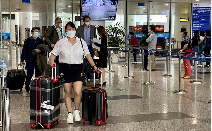 Khách quốc tế đến Hà Nội 