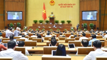 Phó Thủ tướng Vũ Đức Đam: Chắc chắn phải quản lý giá dịch vụ y tế dù công hay tư