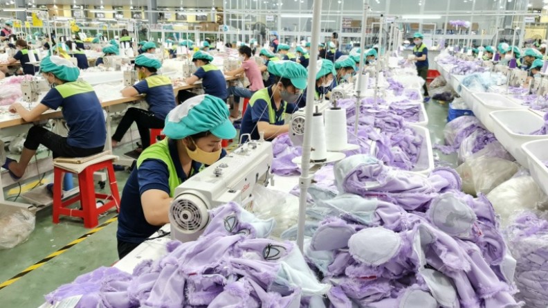 Kim ngạch xuất khẩu tăng hơn 17%