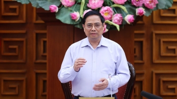 Thủ tướng: Quyết liệt khắc phục tình trạng thiếu thuốc, vật tư y tế, bảo vệ tính mạng, sức khỏe người dân với trách nhiệm cao nhất