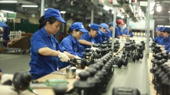 Sản xuất công nghiệp đồng loạt tăng tốc