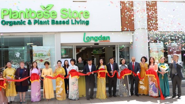 Hàng Việt Nam được người tiêu dùng Anh đón nhận