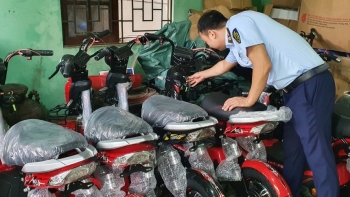 Hưng Yên: Tạm giữ 38 chiếc xe đạp điện và phụ tùng có dấu hiệu vi phạm