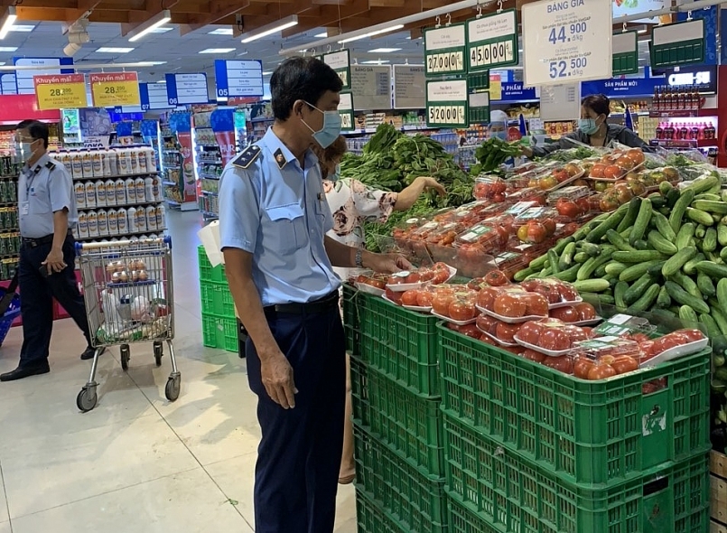 Ngay trong chiều nay (17/7), Tổ công tác đã có mặt tại TP. Hồ Chí Minh để làm nhiệm vụ thường trực tại khu vực phía Nam, theo dõi sát, nắm bắt nhu cầu hàng hoá thiết yếu của người dân tại TP Hồ Chí Minh và các tỉnh phía Nam.