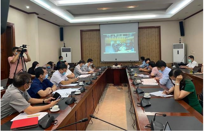 Quang cảnh cuộc họp