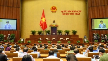Quốc hội nghe Báo cáo về kinh tế-xã hội, ngân sách