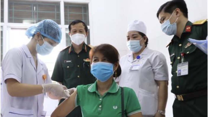 Xem xét đề xuất cấp phép khẩn cấp vaccine Nanocovax