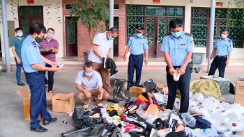 Bắc Ninh: Tiêu hủy gần 25.000 sản phẩm là tang vật vi phạm hành chính bị tịch thu