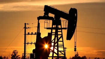 Giá xăng dầu hôm nay 26/7: Duy trì đà tăng