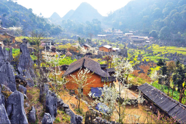 Review du lịch Hà Giang: Khám phá vẻ đẹp cao nguyên đá Đồng Văn Review du lịch Hà Giang: Khám phá vẻ đẹp cao nguyên đá Đồng Văn