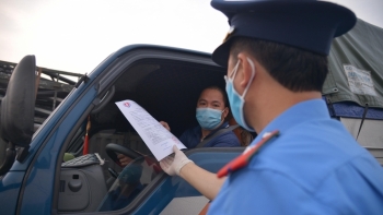 Không kiểm tra xe có giấy nhận diện QR Code tại chốt kiểm soát dịch