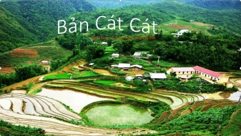 Review Sapa: Bản Cát Cát - Ngôi làng cổ đẹp nhất vùng Tây Bắc