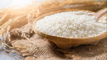 Giá gạo hôm nay 7/8: Đi ngang
