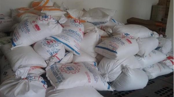 Quảng Trị: Bắt xe ô tô tải vận chuyển 2.000 kg đường kính nhập lậu