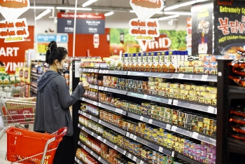 Hơn 100.000  khách hàng của VinMart/VinMart+ đã được tặng bảo hiểm “Khỏe Mạnh Trong Mùa Dịch”