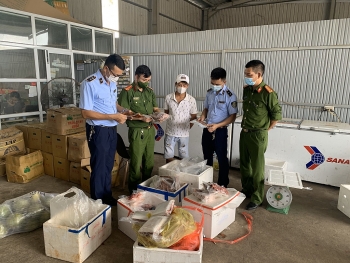 Thái Nguyên: Phát hiện gần 100kg sản phẩm, chế phẩm động vật đông lạnh không rõ nguồn gốc