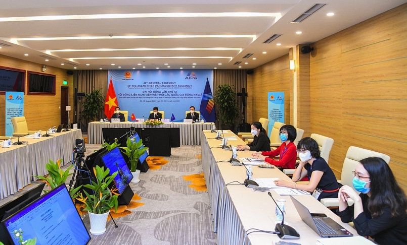 Đoàn Việt Nam tham dự Phiên họp tại điểm cầu Hà Nội