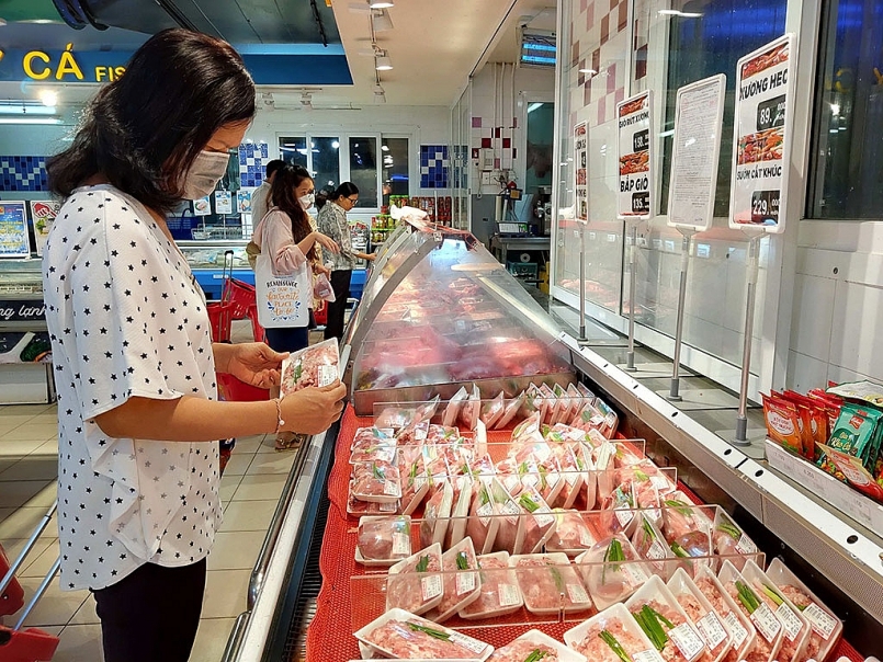 Giá thực phẩm hôm nay 31/8: Khuyến mại nhiều mặt hàng tươi sống