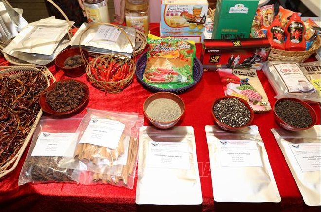 Quảng bá nông sản Việt tại Hội chợ Ớt quốc tế Rieti