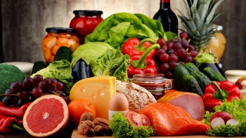 Giá thực phẩm hôm nay 4/9: Lên kệ với giá tốt