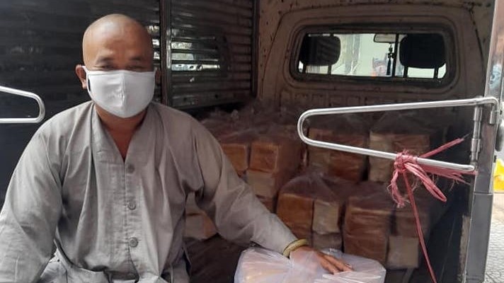 Truy tặng Bằng khen của Thủ tướng cho 18 cá nhân tích cực phòng, chống dịch COVID-19