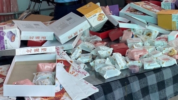 Tây Ninh thu giữ số lượng lớn bánh Trung thu không rõ nguồn gốc, xuất xứ